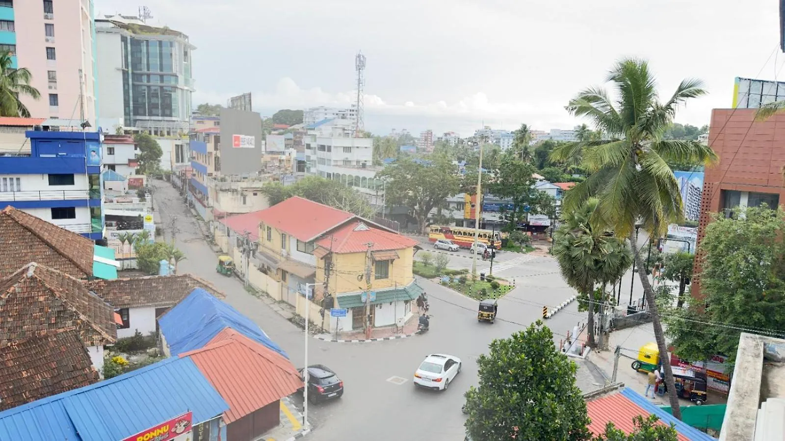 Downtown Manor-Panavila Thiruvananthapuram