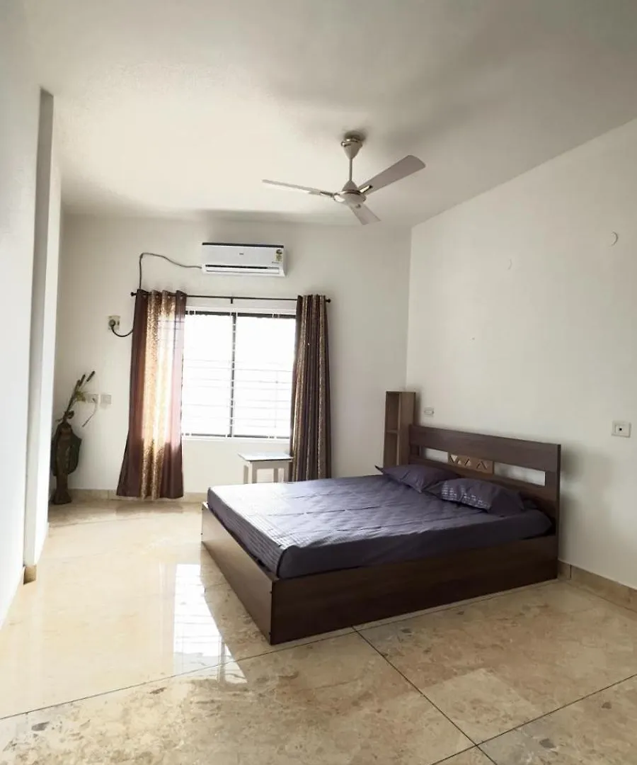 Downtown Manor-Panavila Thiruvananthapuram 0*,