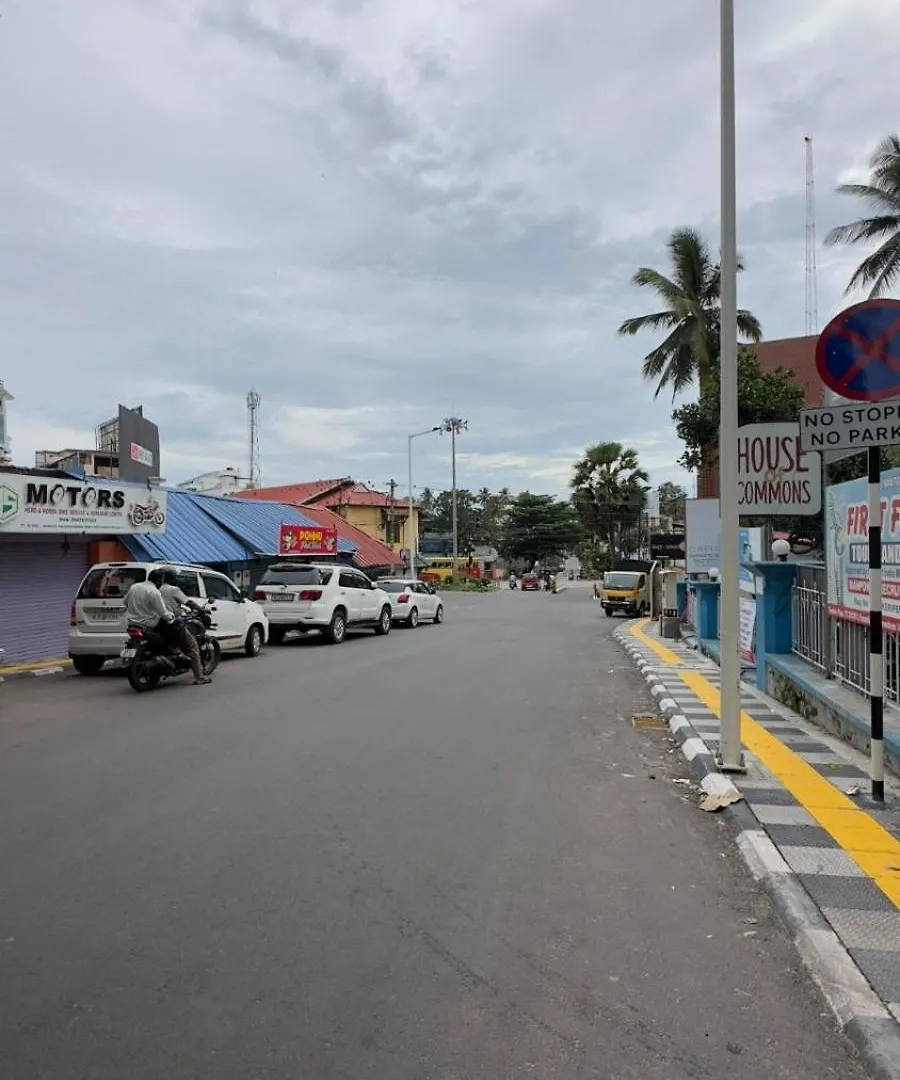 Downtown Manor-Panavila Thiruvananthapuram Lägenhet